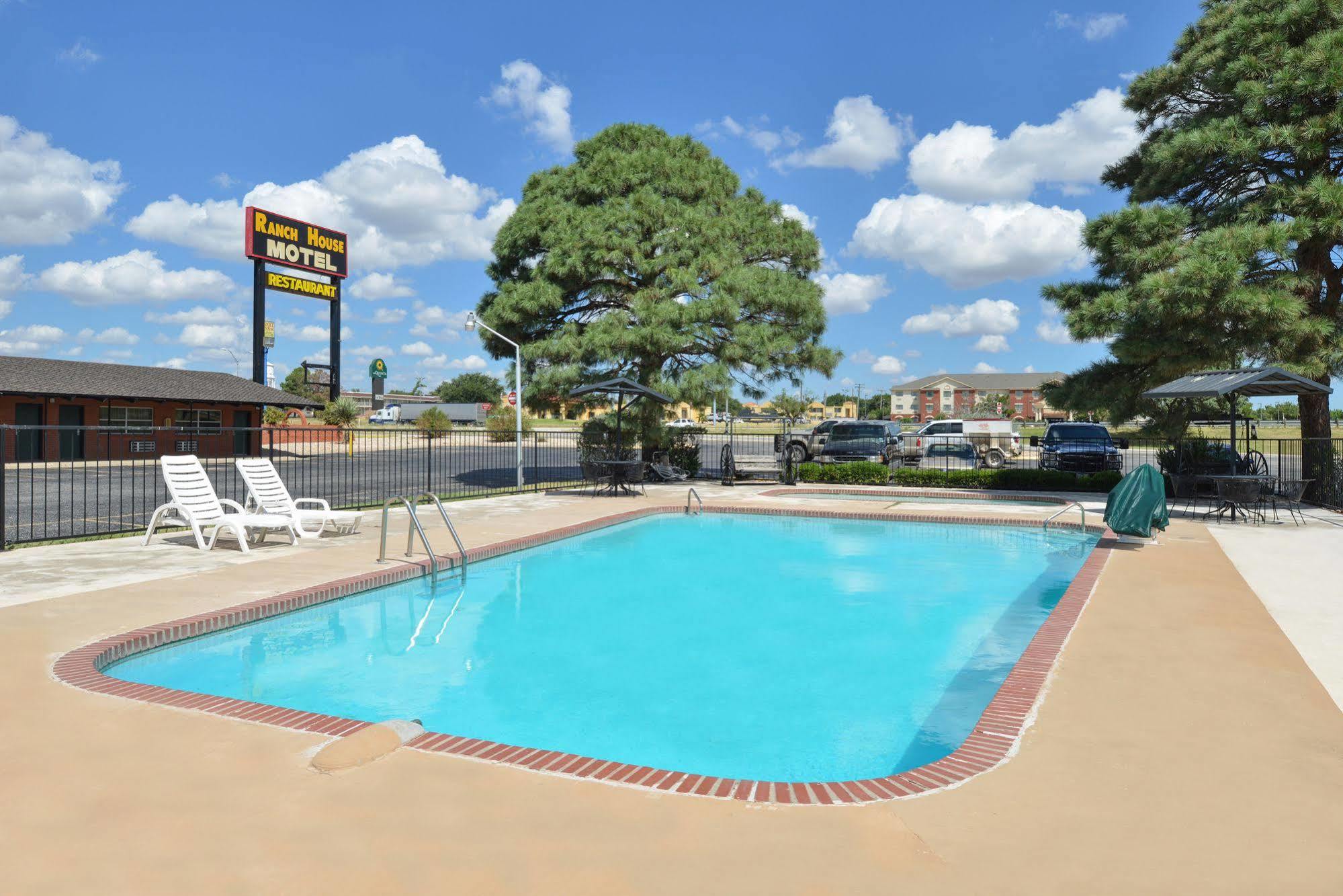 Ranch House Motel Суитуотер Экстерьер фото