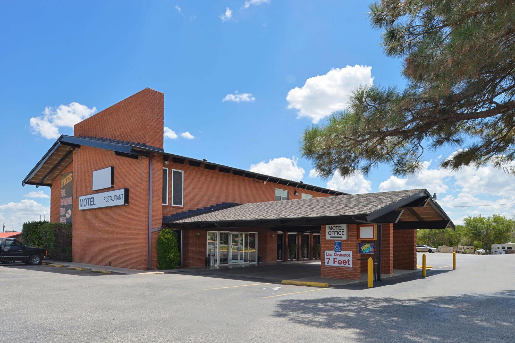 Ranch House Motel Суитуотер Экстерьер фото